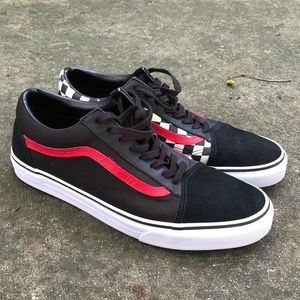 Vans Men's Black and Red Sneakers